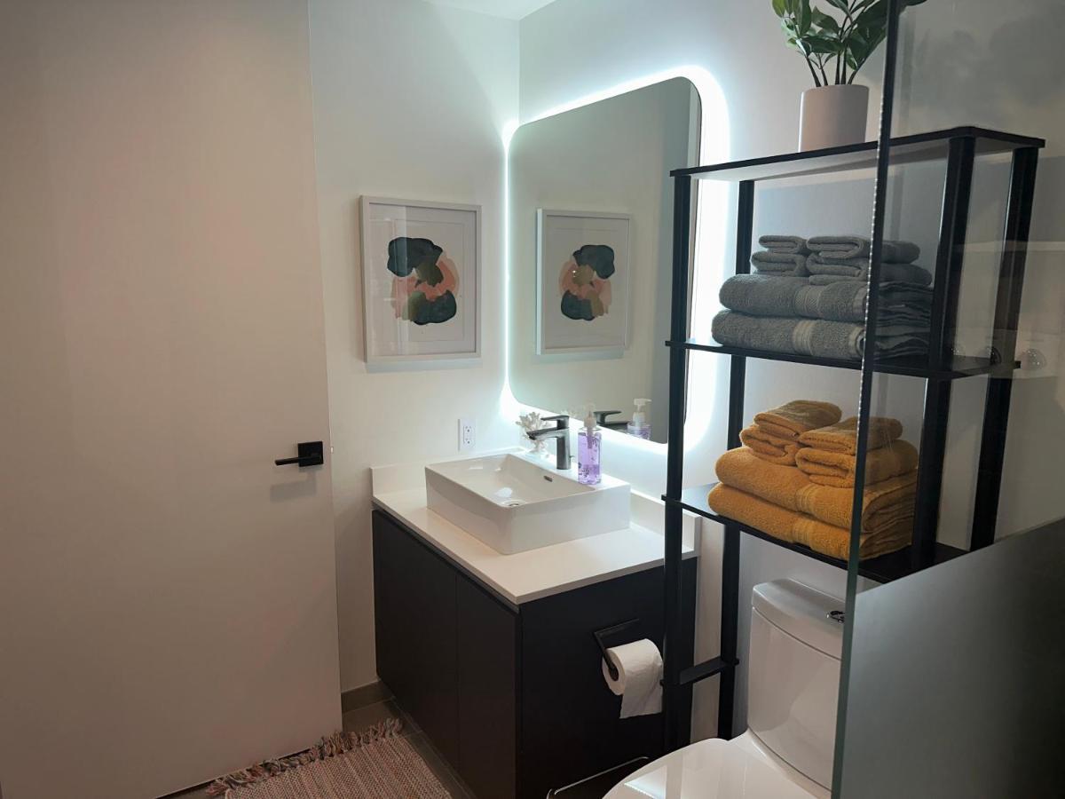 Comfortable Studio With King Bed And Queen Sofa-Bed Miami Esterno foto